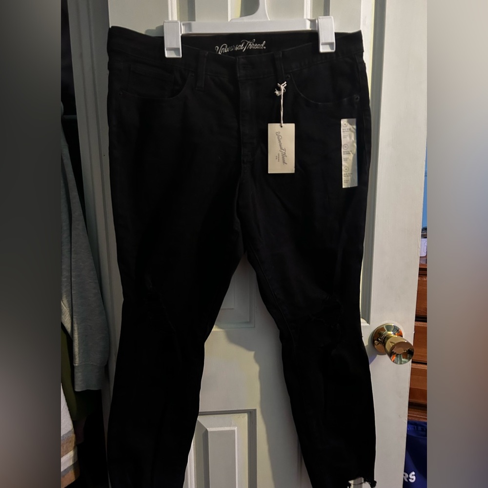 Black Universal Thread Jeans